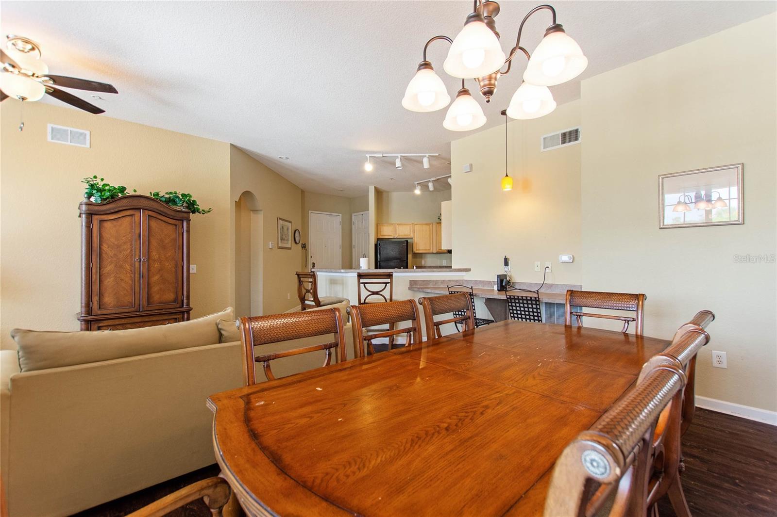 TERRACE RIDGE AT TOWN CENTER EAST CONDO - Residential Lease