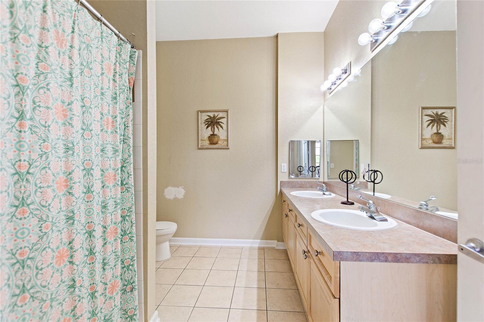 TERRACE RIDGE AT TOWN CENTER EAST CONDO - Residential Lease