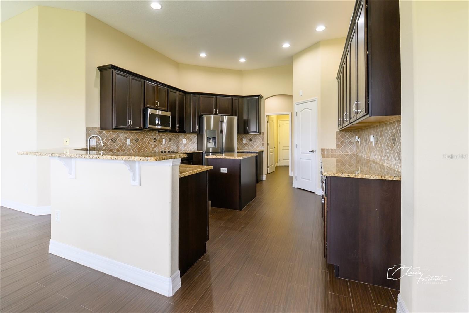 BASSET CREEK ESTATES - Residential Lease