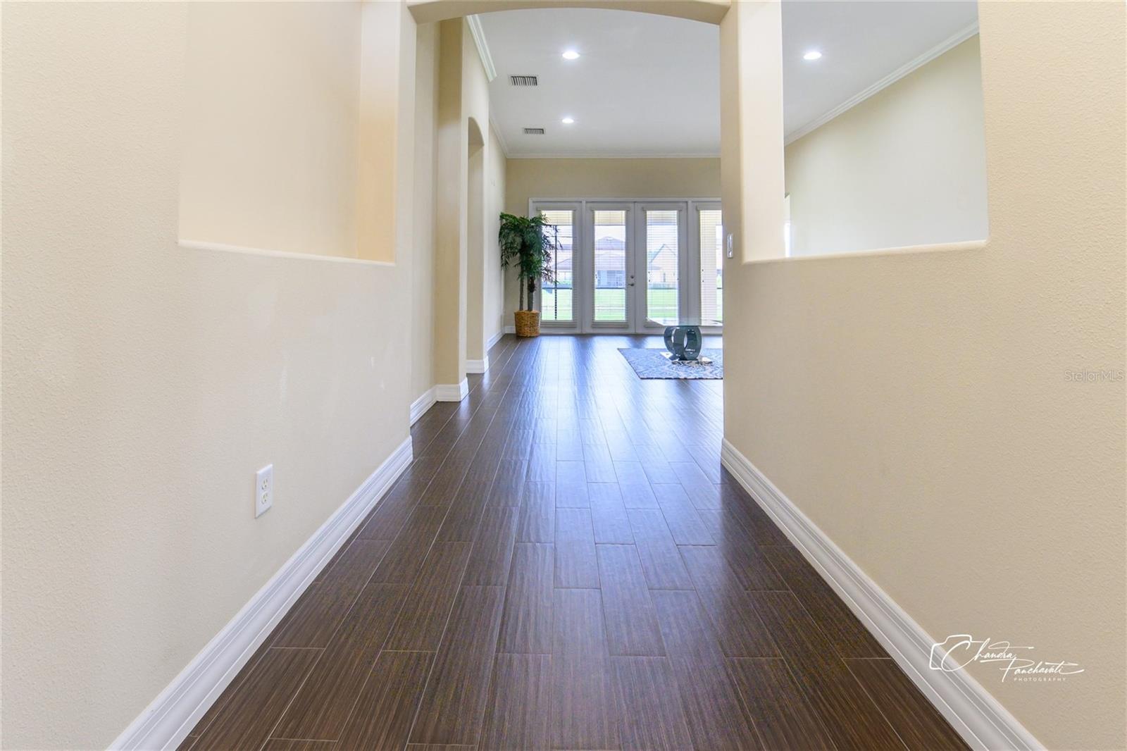 BASSET CREEK ESTATES - Residential Lease