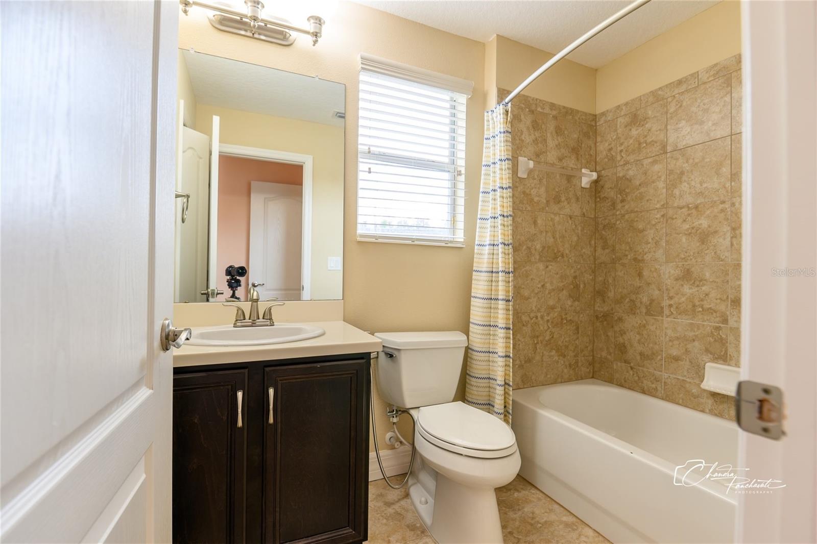 BASSET CREEK ESTATES - Residential Lease