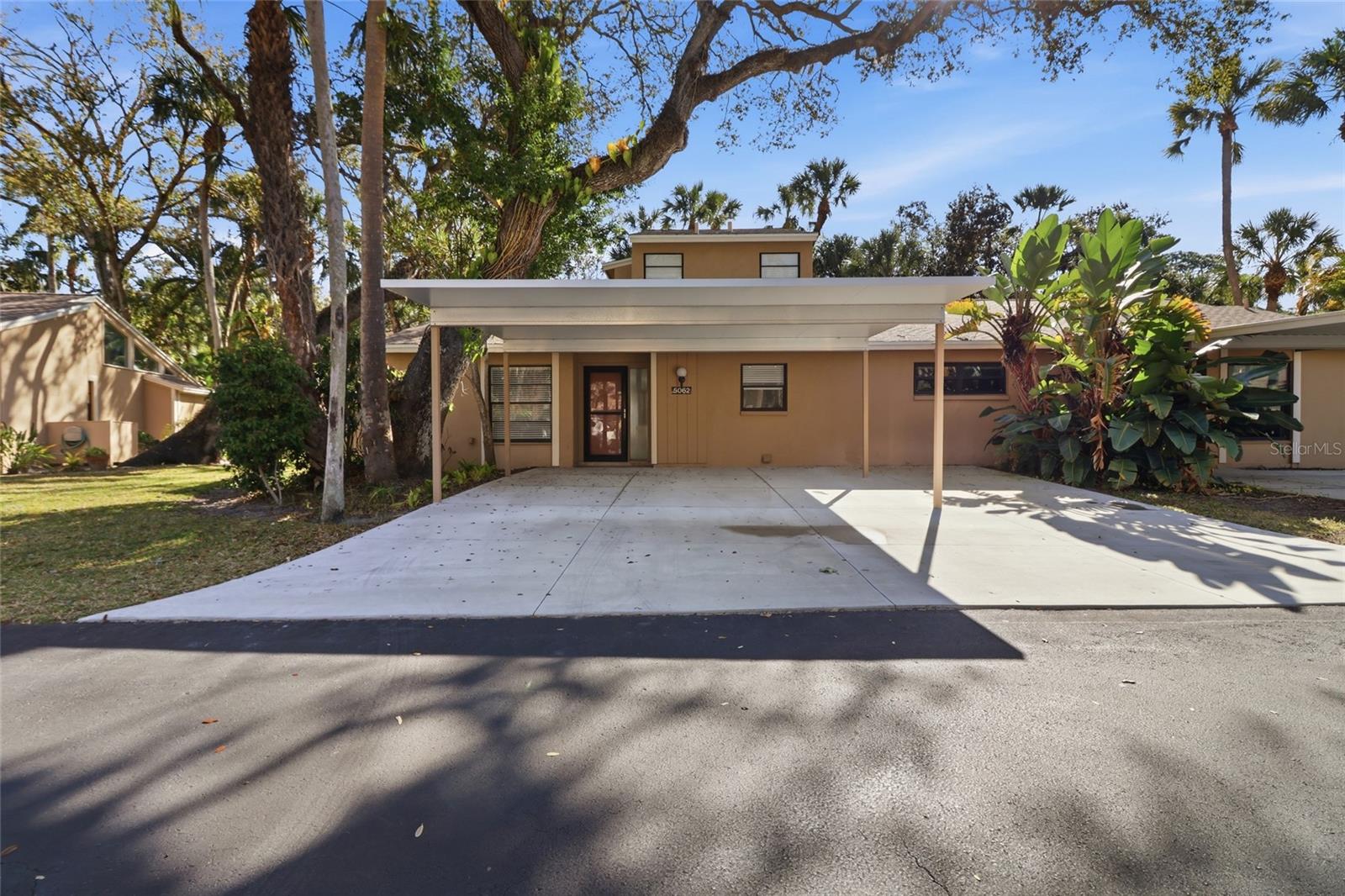 VILLAGE GARDENS PH 2 - Residential