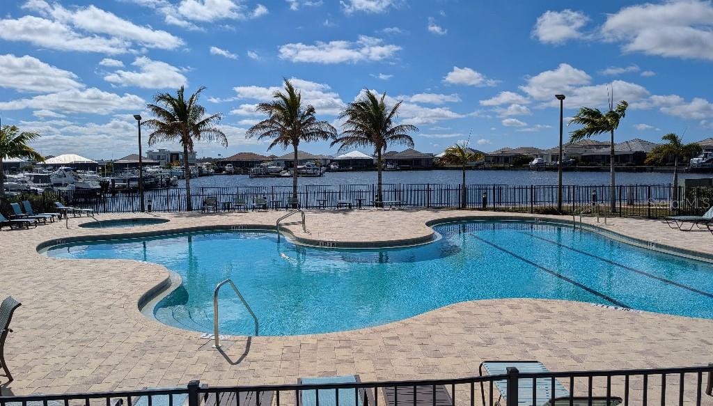 SANCTUARY COVE - Residential