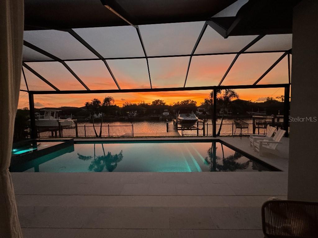 SANCTUARY COVE - Residential