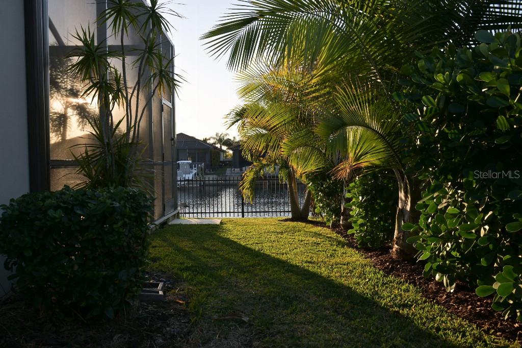 SANCTUARY COVE - Residential