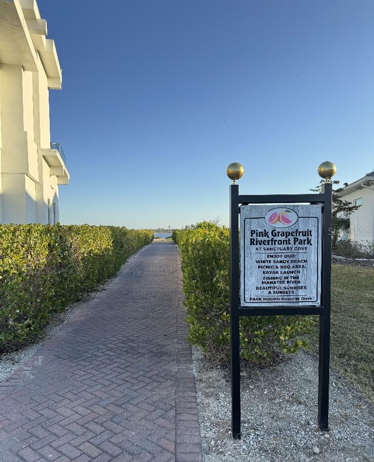 SANCTUARY COVE - Residential