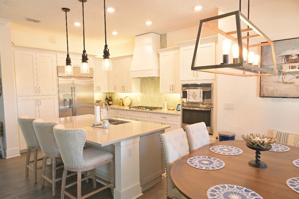 SANCTUARY COVE - Residential