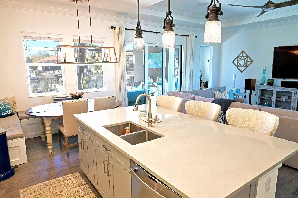 SANCTUARY COVE - Residential