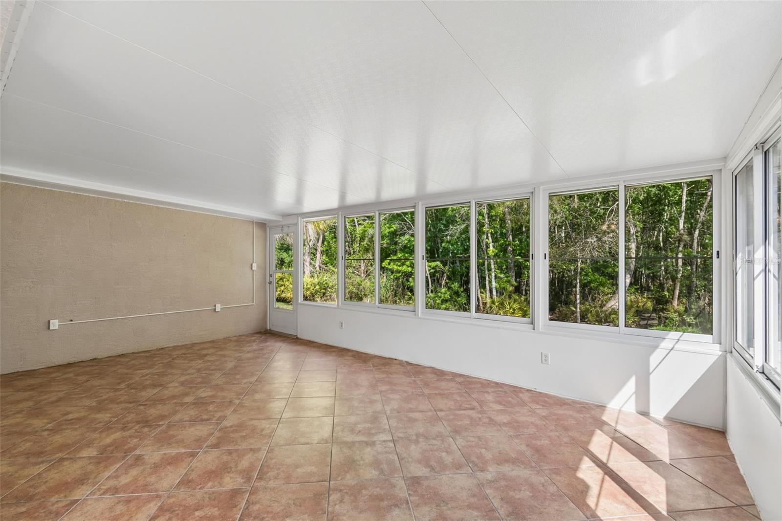 WYNDTREE VILLAGES - Residential