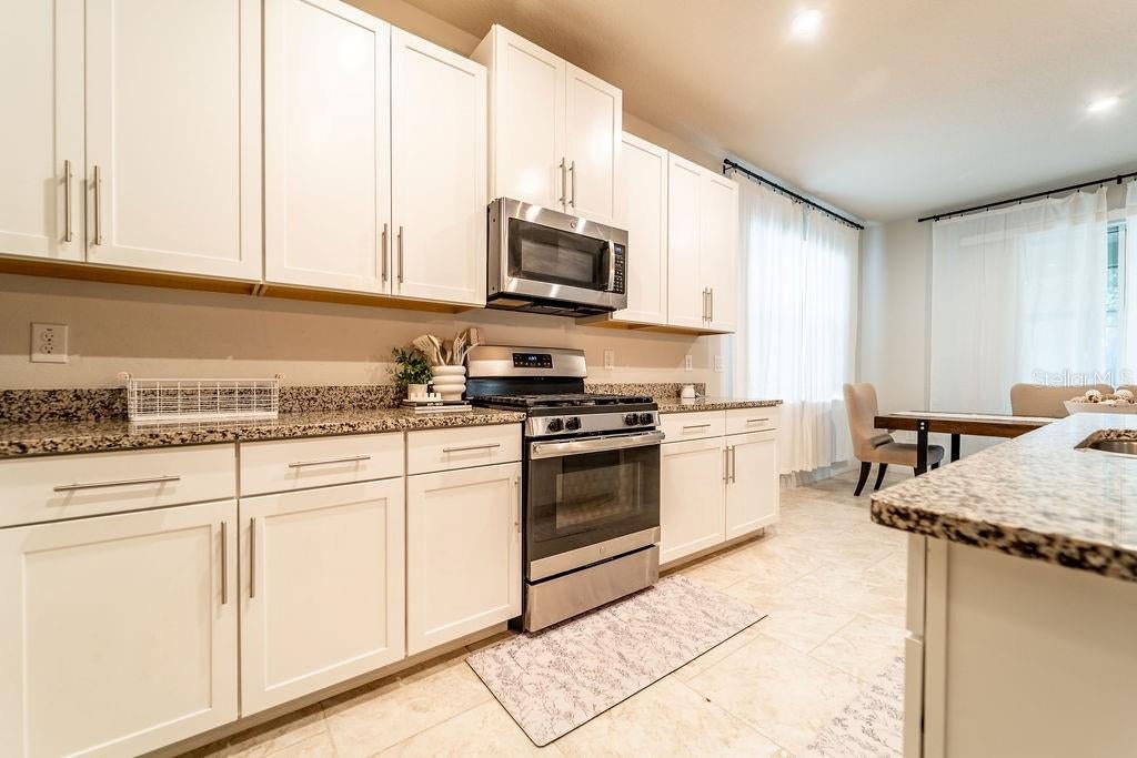 1625 CHELSEA MANOR CIRCLE