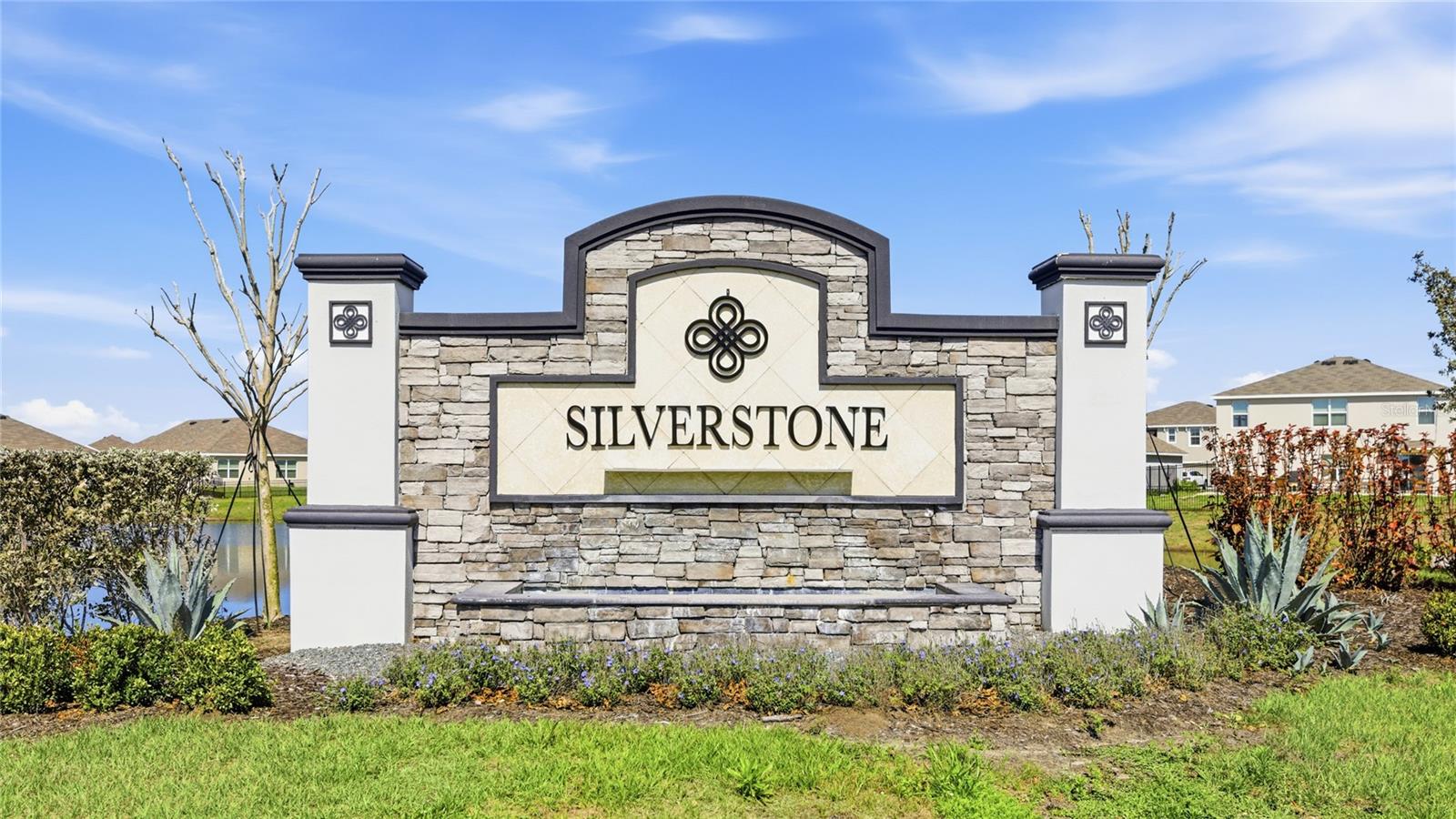 SILVERSTONE NORTH PH IC & ID - Residential