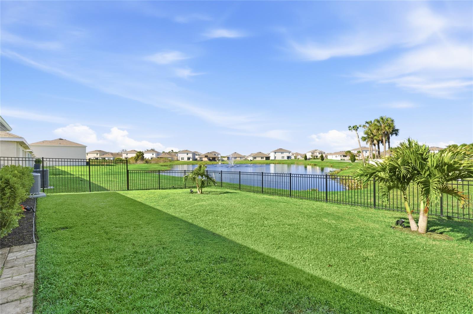 SILVERSTONE NORTH PH IC & ID - Residential