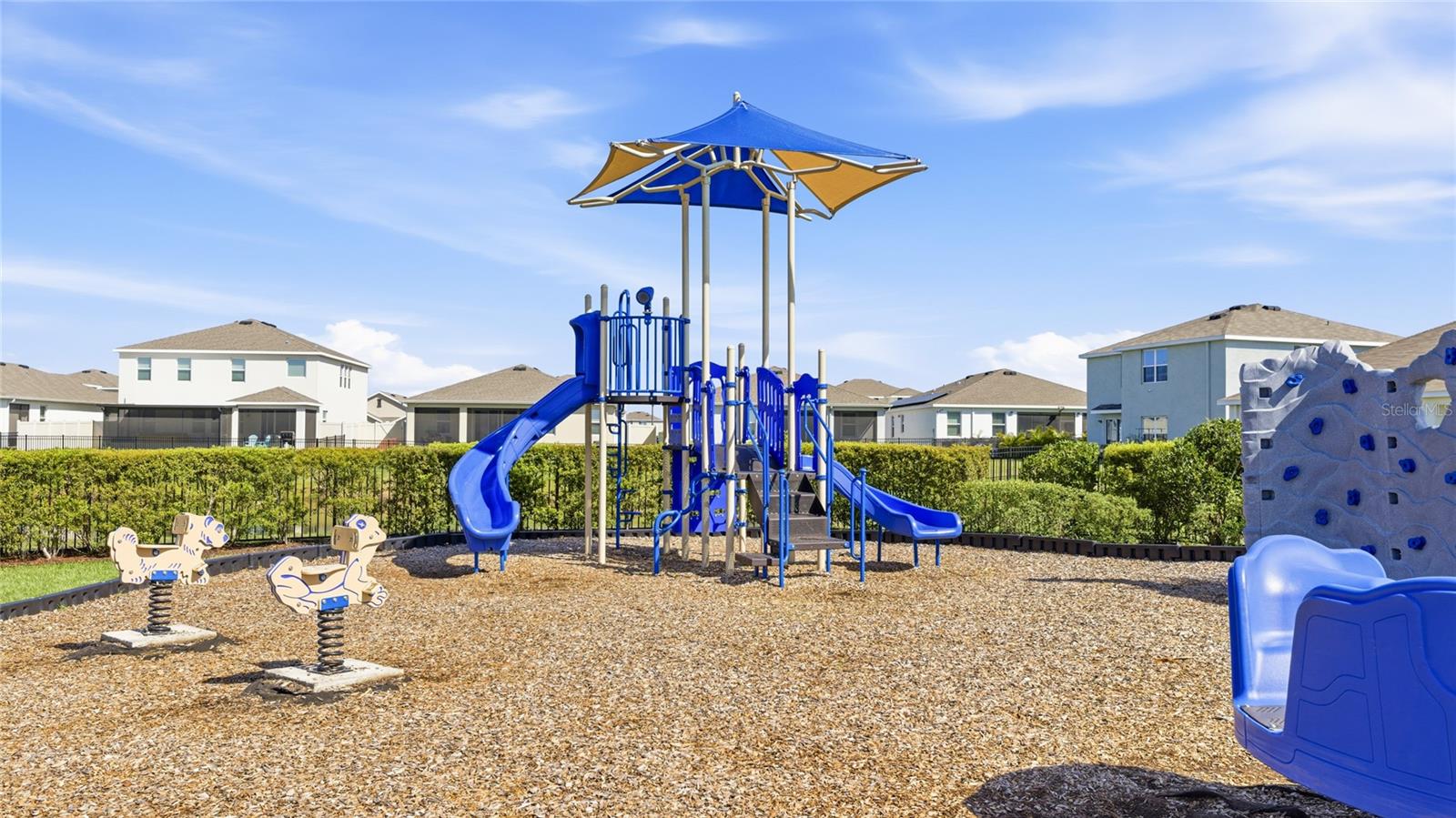 SILVERSTONE NORTH PH IC & ID - Residential