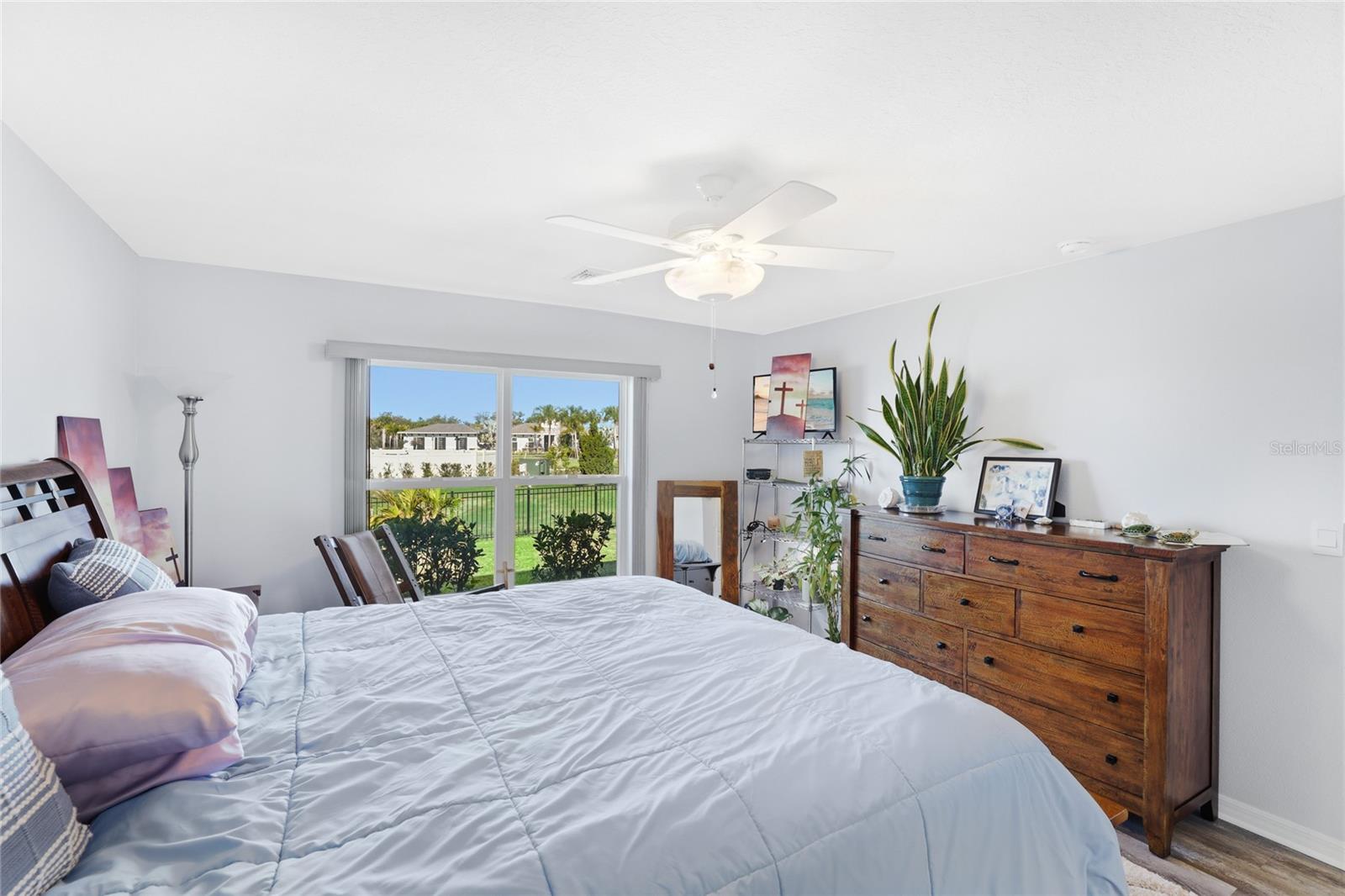 SILVERSTONE NORTH PH IC & ID - Residential