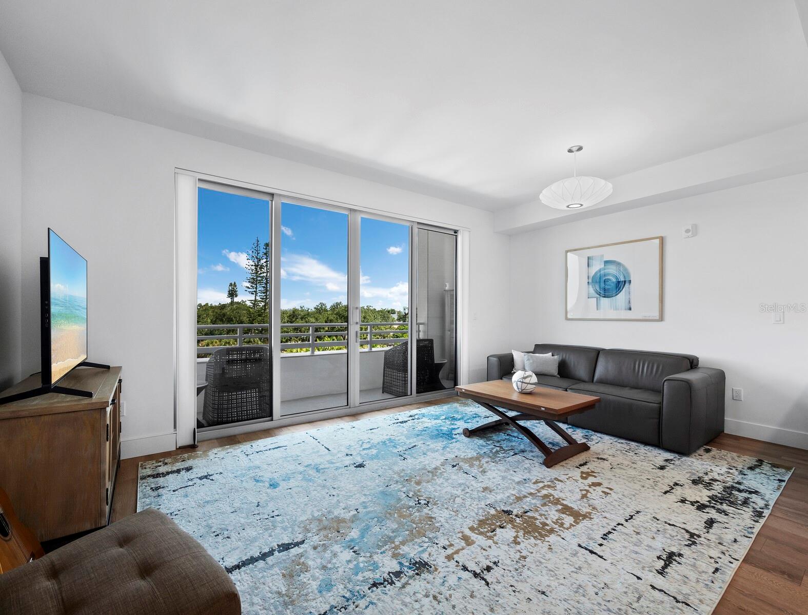 1709 N TAMIAMI TRAIL 525