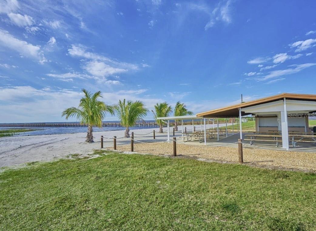 INDIAN LAKE ESTATES - Land