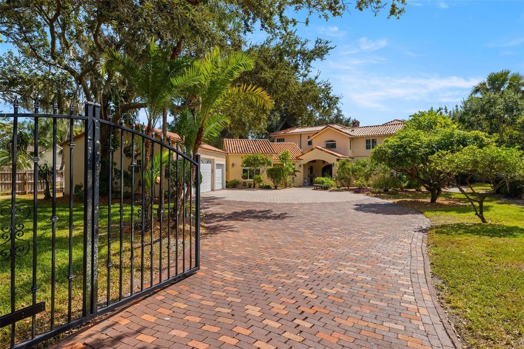 Photo of 7240 Dr Martin Luther King Jr Street S, St Petersburg, FL 33705 (MLS # TB8446538)