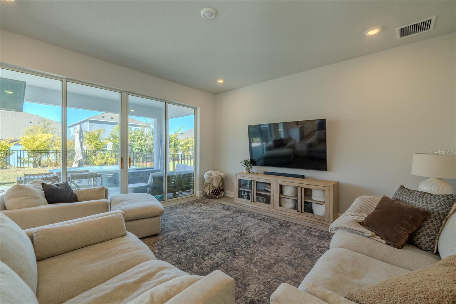 WATERSET WOLF CRK PH D2 - Residential