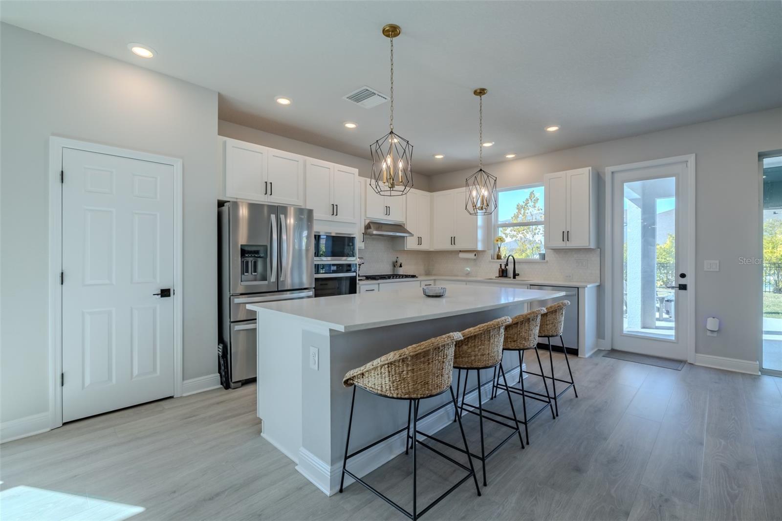 5924 HIDDEN BRANCH DRIVE