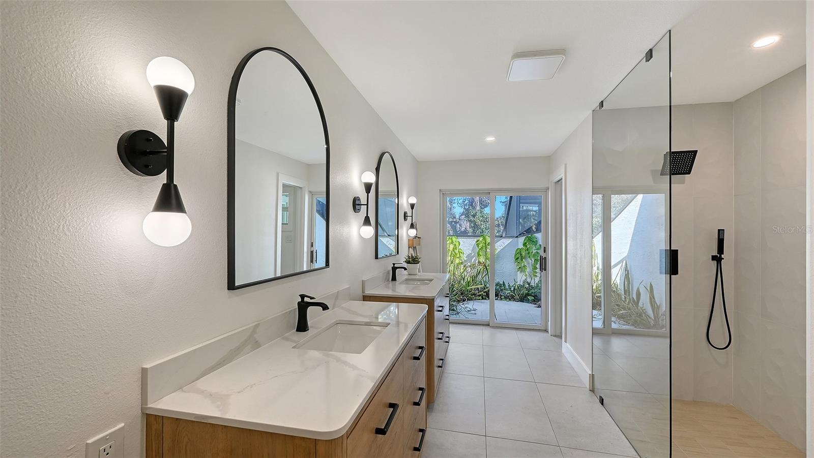 SOUTHBAY YACHT & RACQUET CLUB - Residential