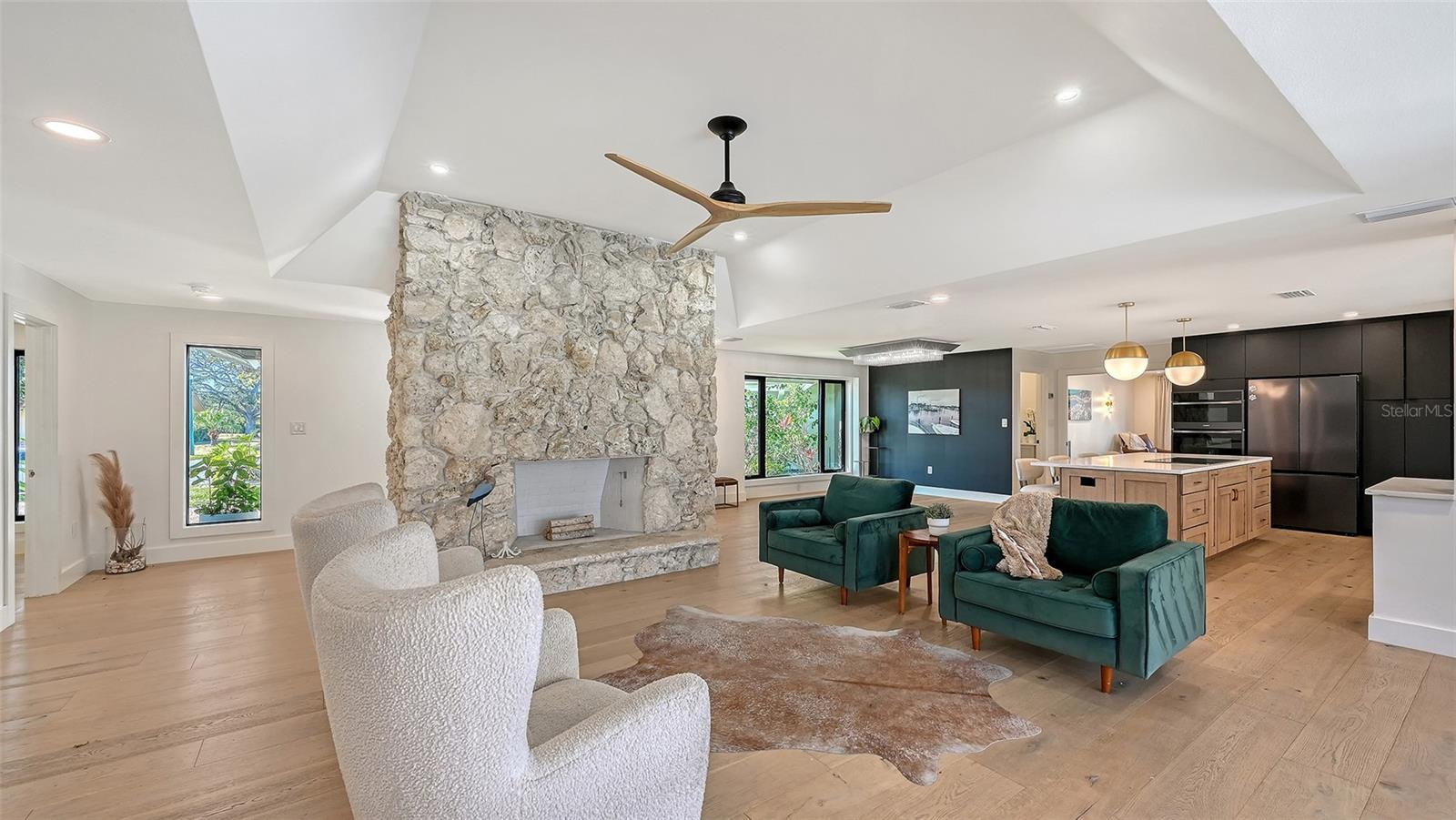 SOUTHBAY YACHT & RACQUET CLUB - Residential