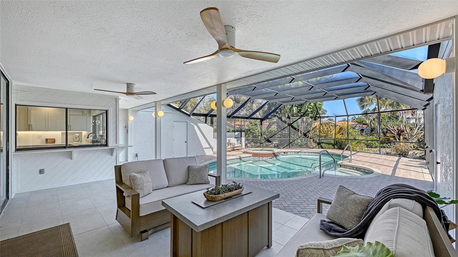 SOUTHBAY YACHT & RACQUET CLUB - Residential