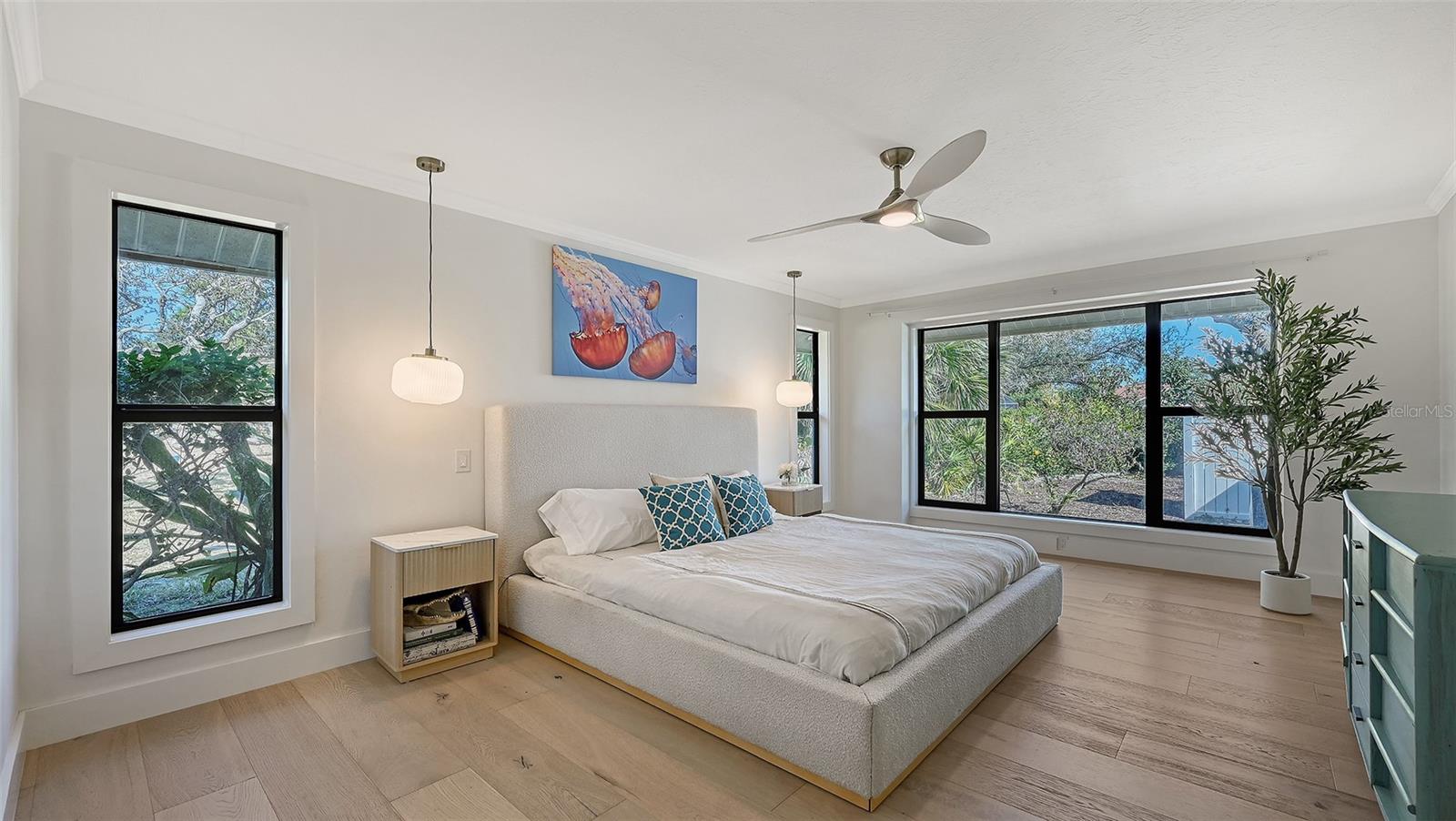 SOUTHBAY YACHT & RACQUET CLUB - Residential