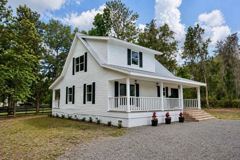 Photo of 380 SW 125th Avenue, Ocala, FL 34481 (MLS # O6402906)