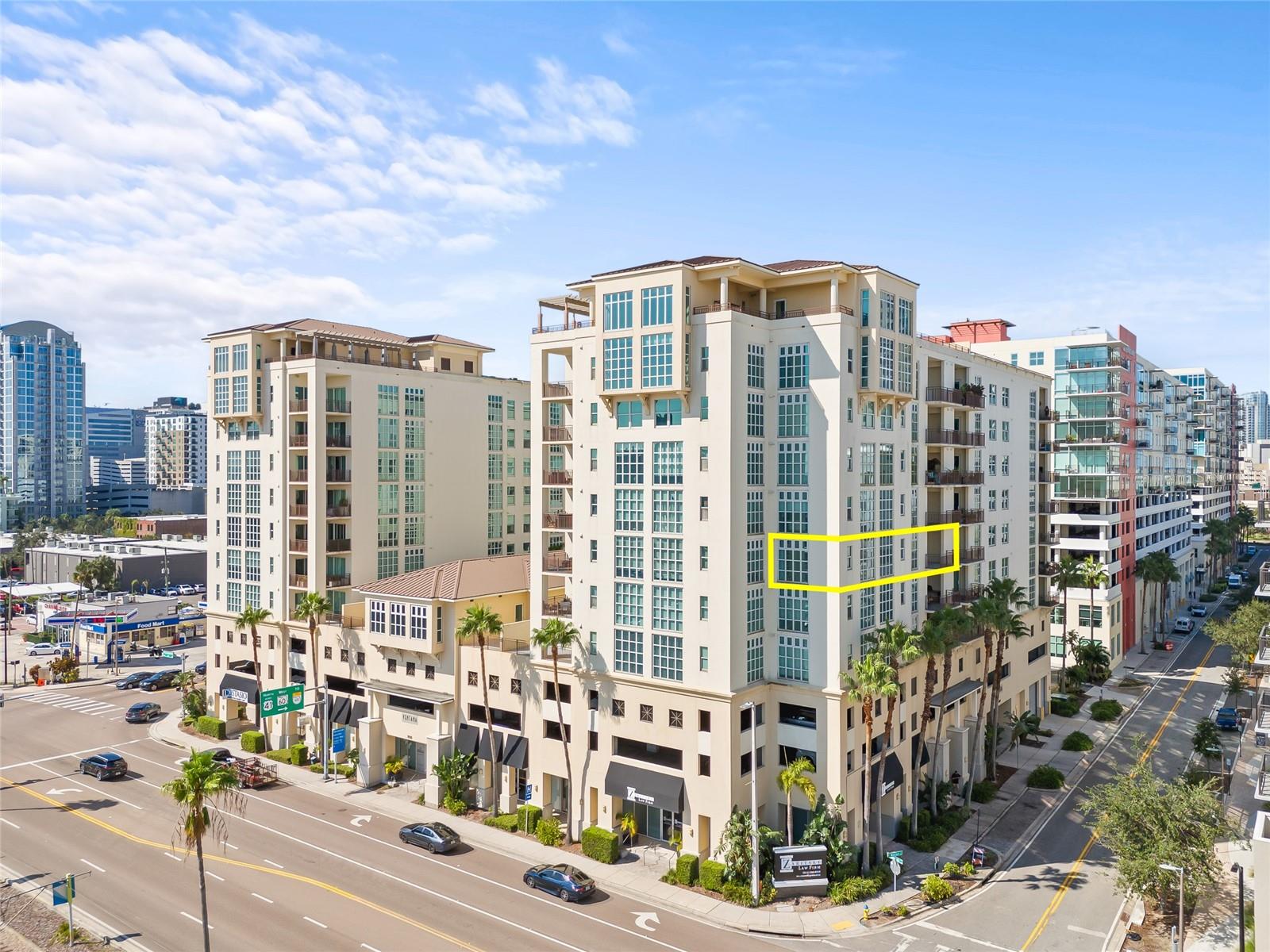 VENTANA A CONDO - Residential Lease