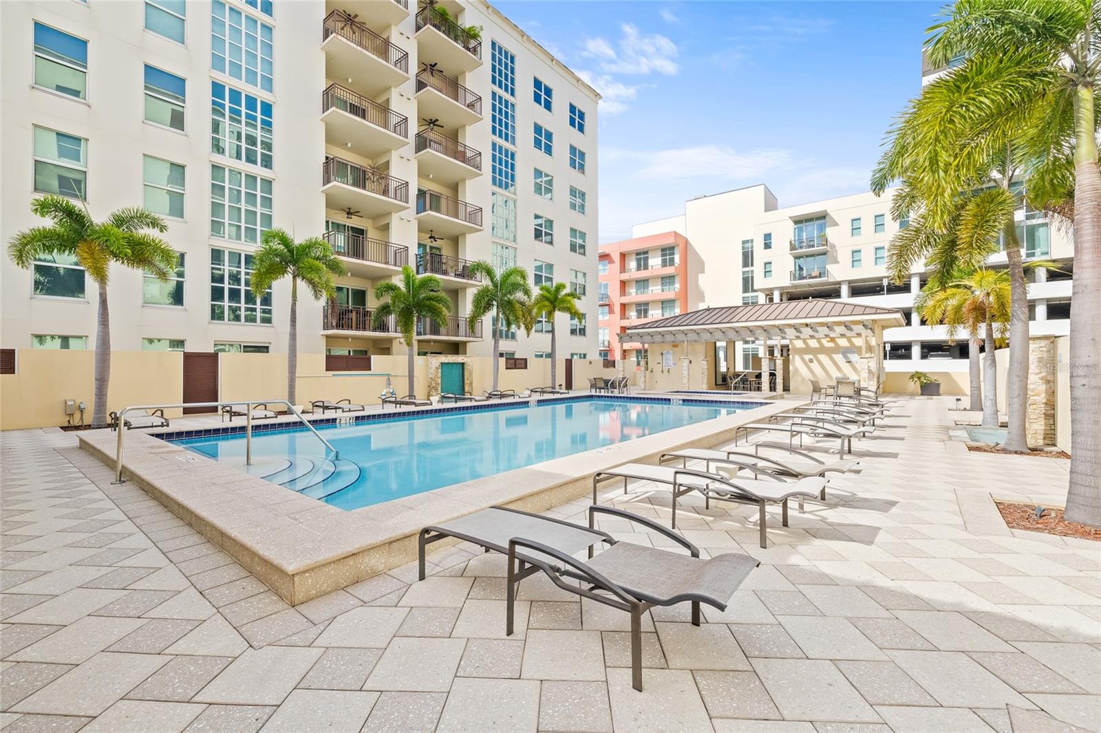 VENTANA A CONDO - Residential Lease
