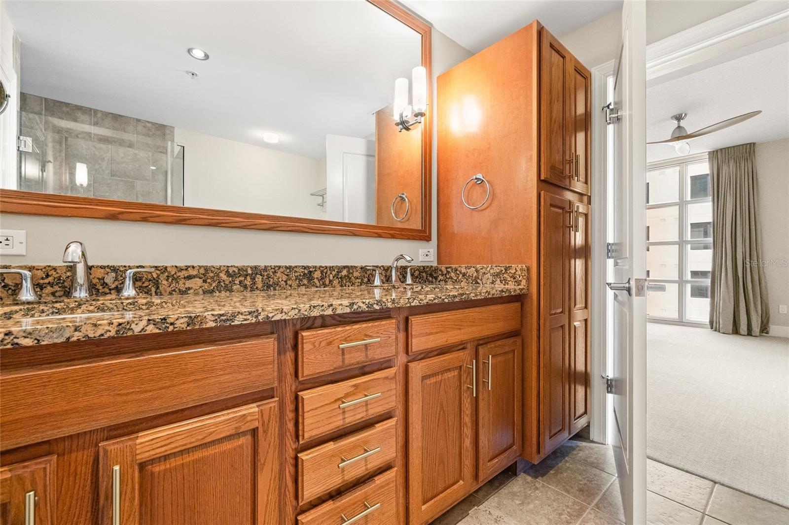 VENTANA A CONDO - Residential Lease