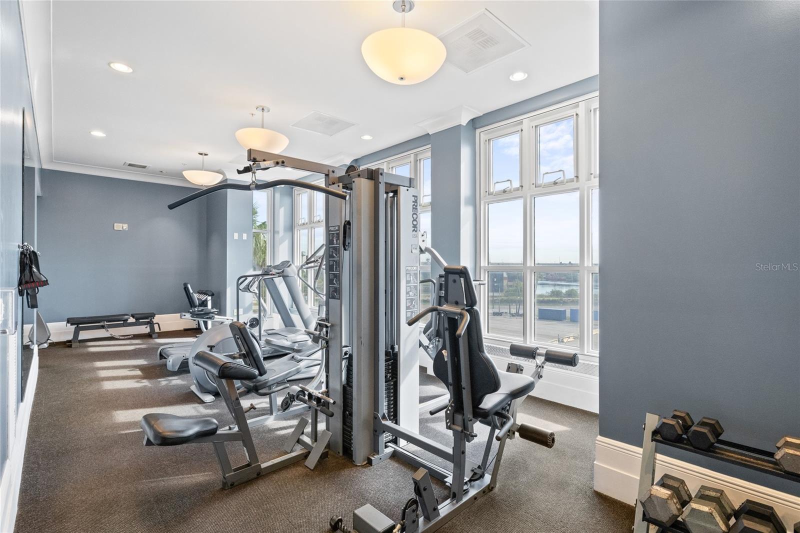 VENTANA A CONDO - Residential Lease