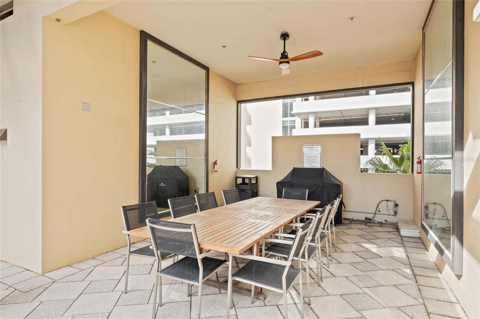 VENTANA A CONDO - Residential Lease