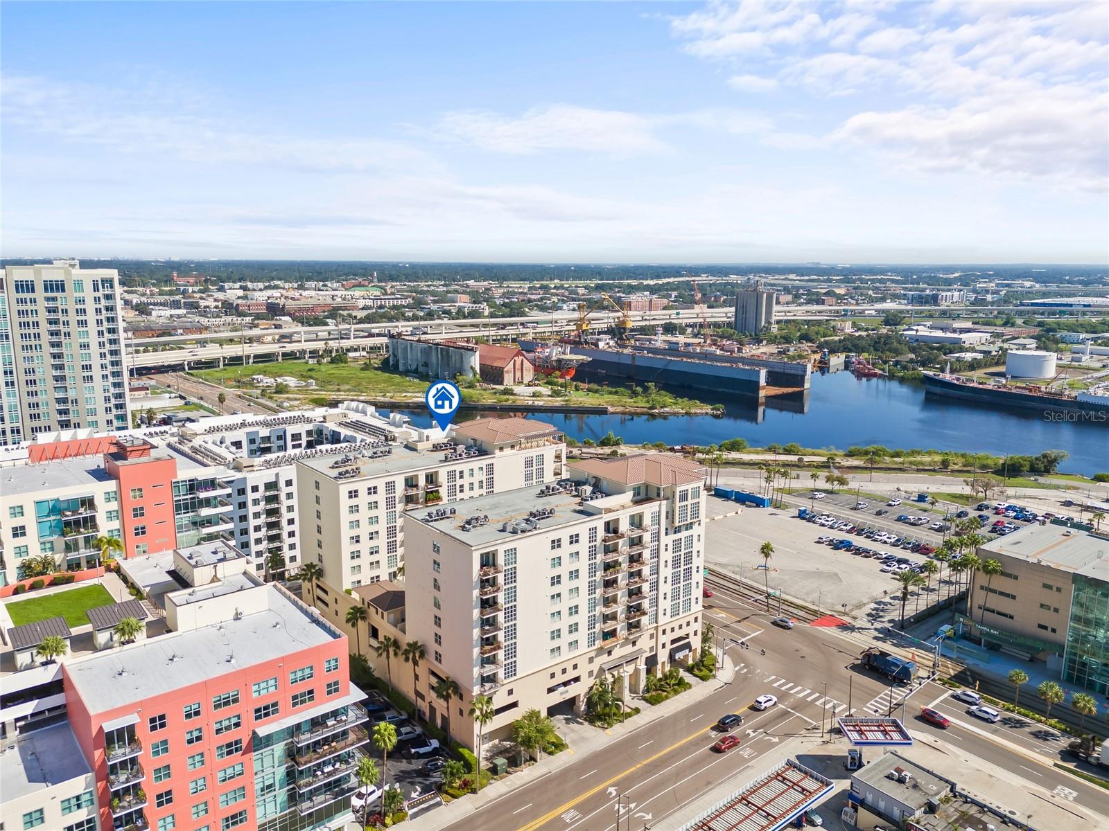 VENTANA A CONDO - Residential Lease