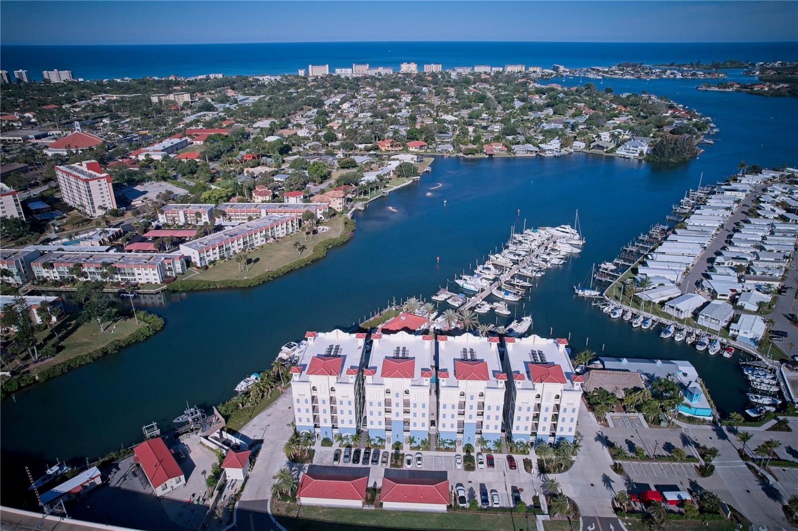 501 TAMIAMI TRAIL N 601