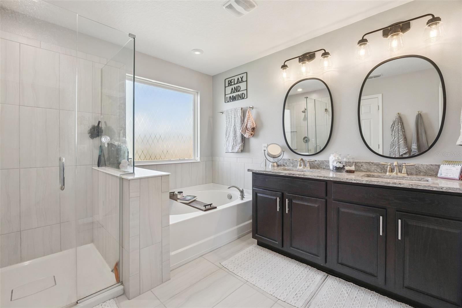 PRESERVE/CROWN POINT PH 2B - Residential