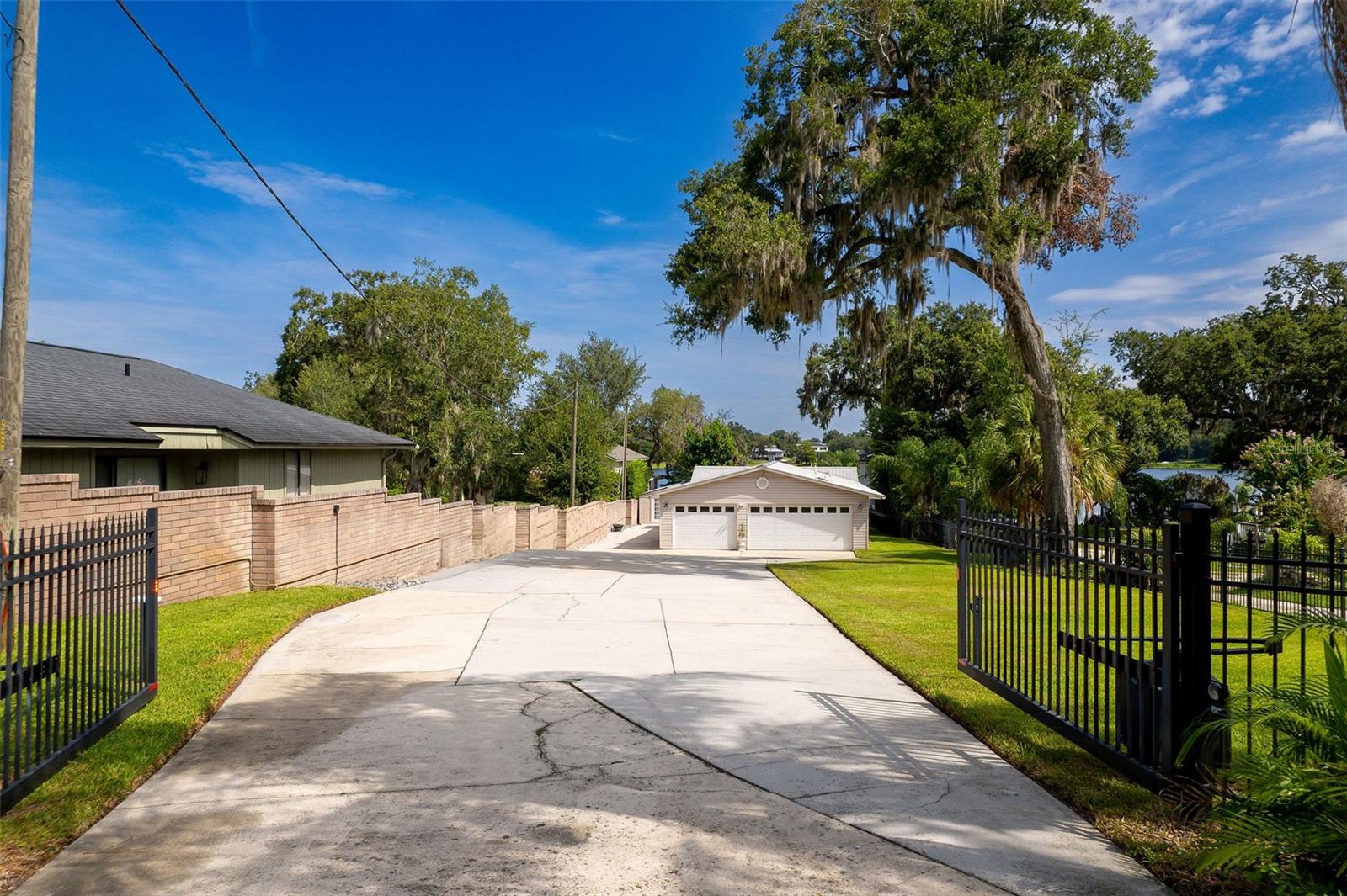 503 GATLIN AVENUE
