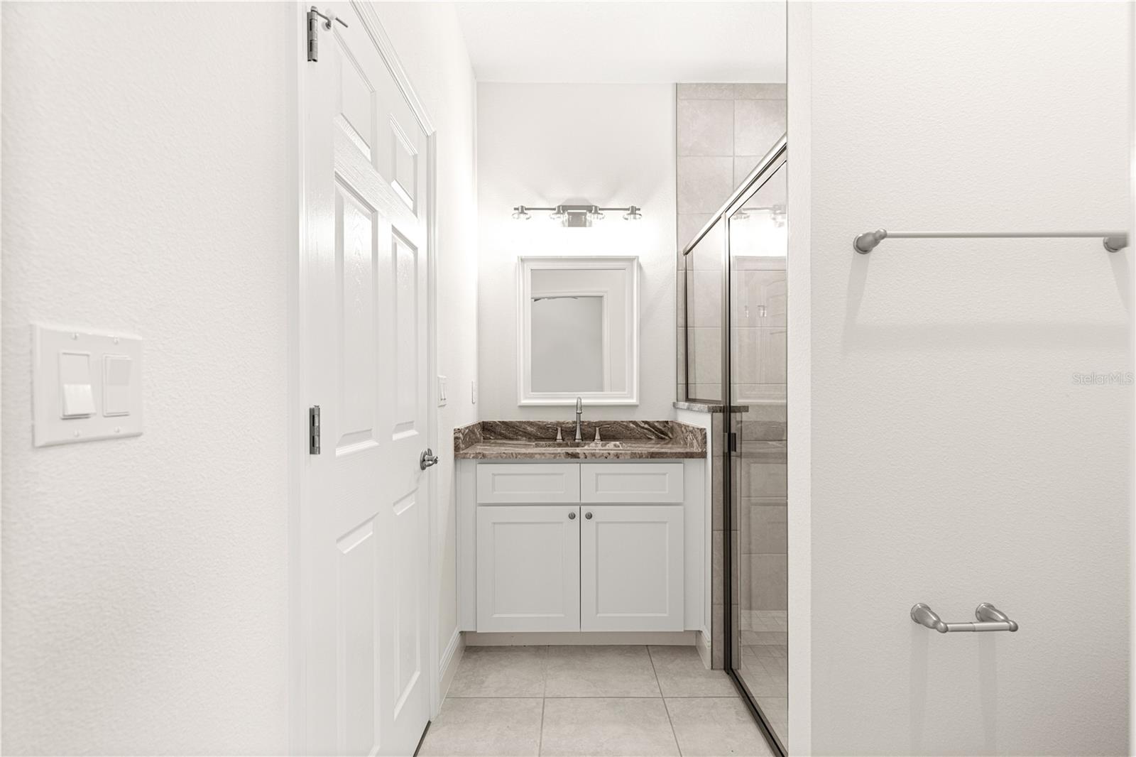 ROLLING HILLS UN 01 - Residential