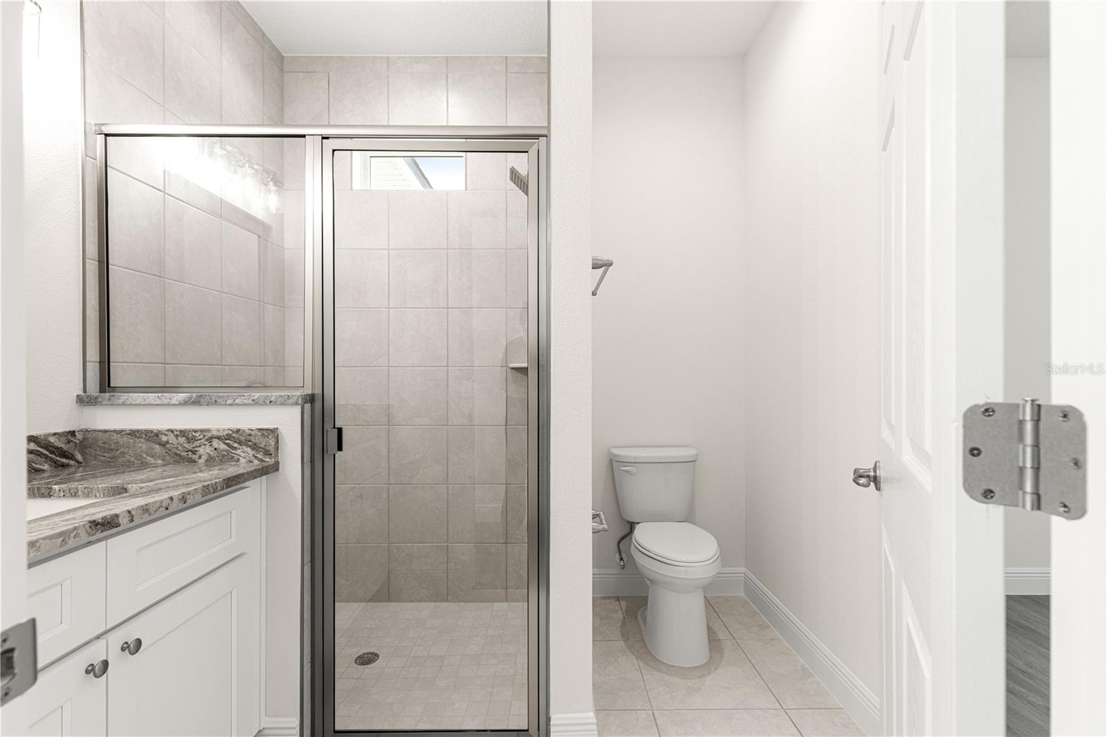 ROLLING HILLS UN 01 - Residential