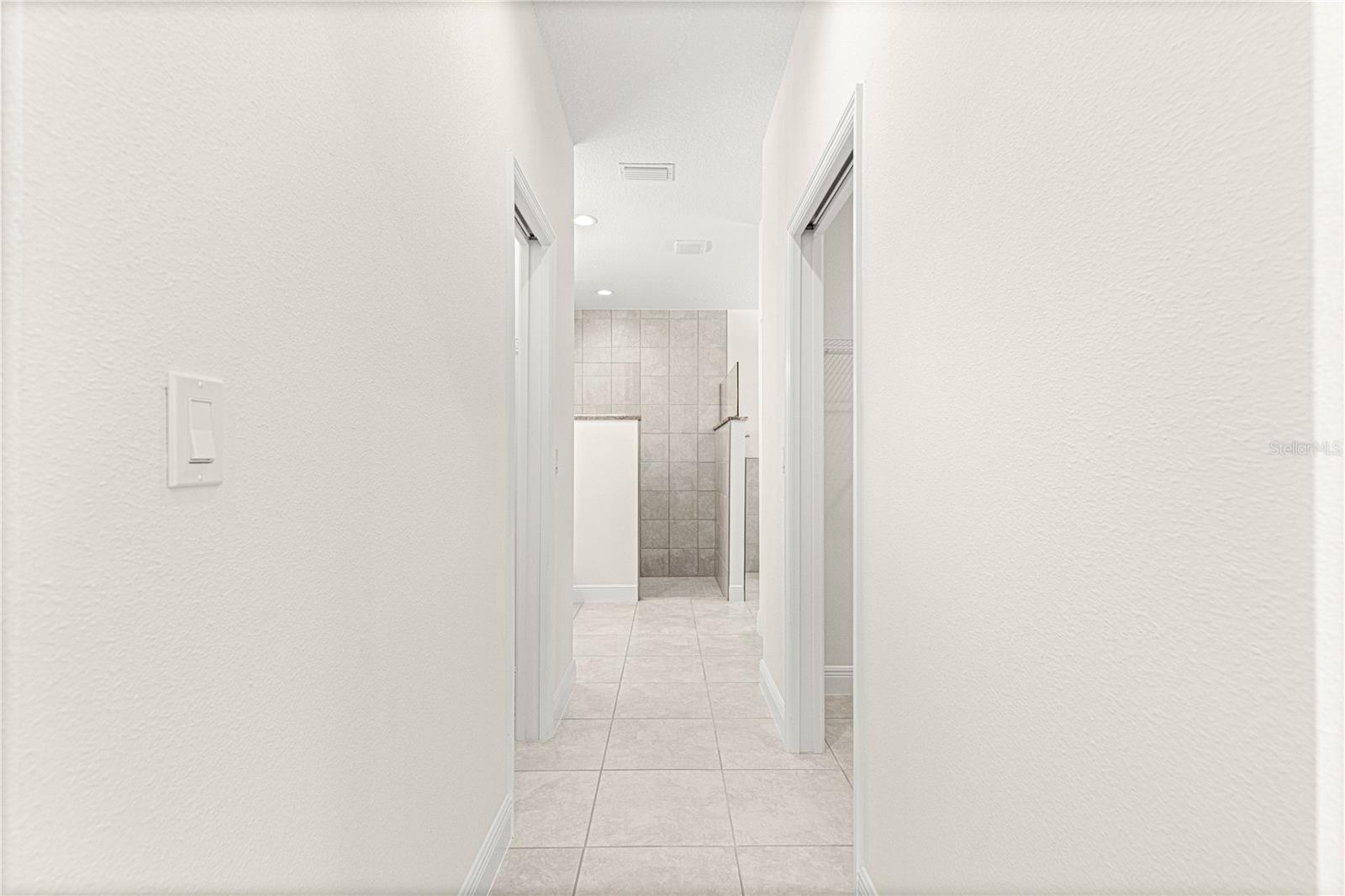 ROLLING HILLS UN 01 - Residential