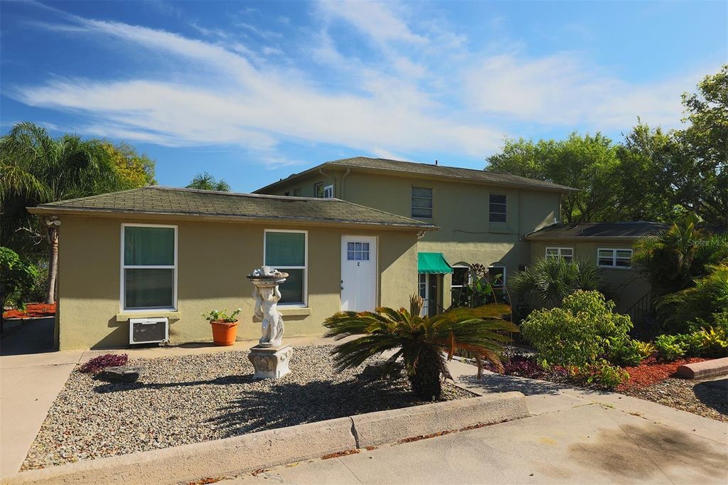 Photo of 1854 Highland Park Drive S #A-F, Lake Wales, FL 33898 (MLS # K4902471)