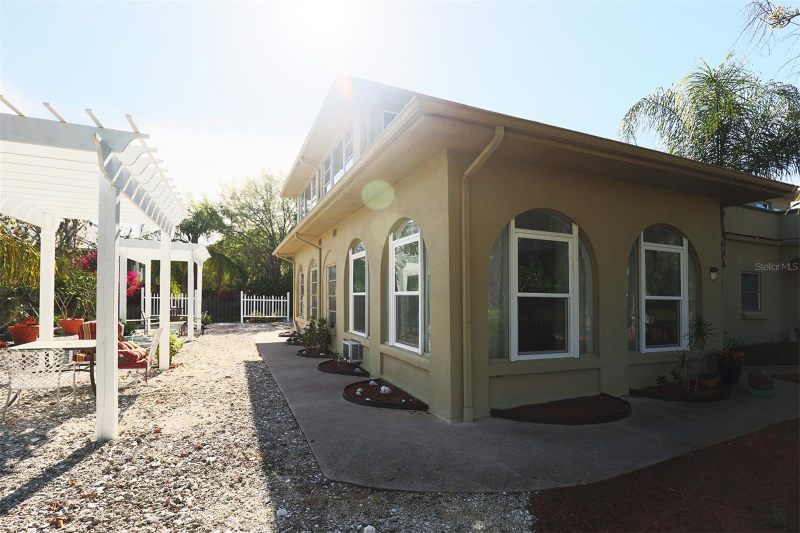 HIGHLAND PARK SUB - Residential Income