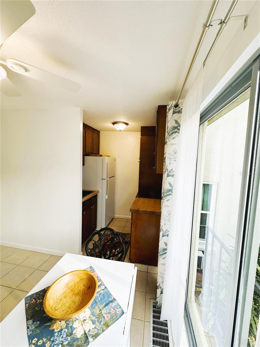 HIGHLAND PARK SUB - Residential Income