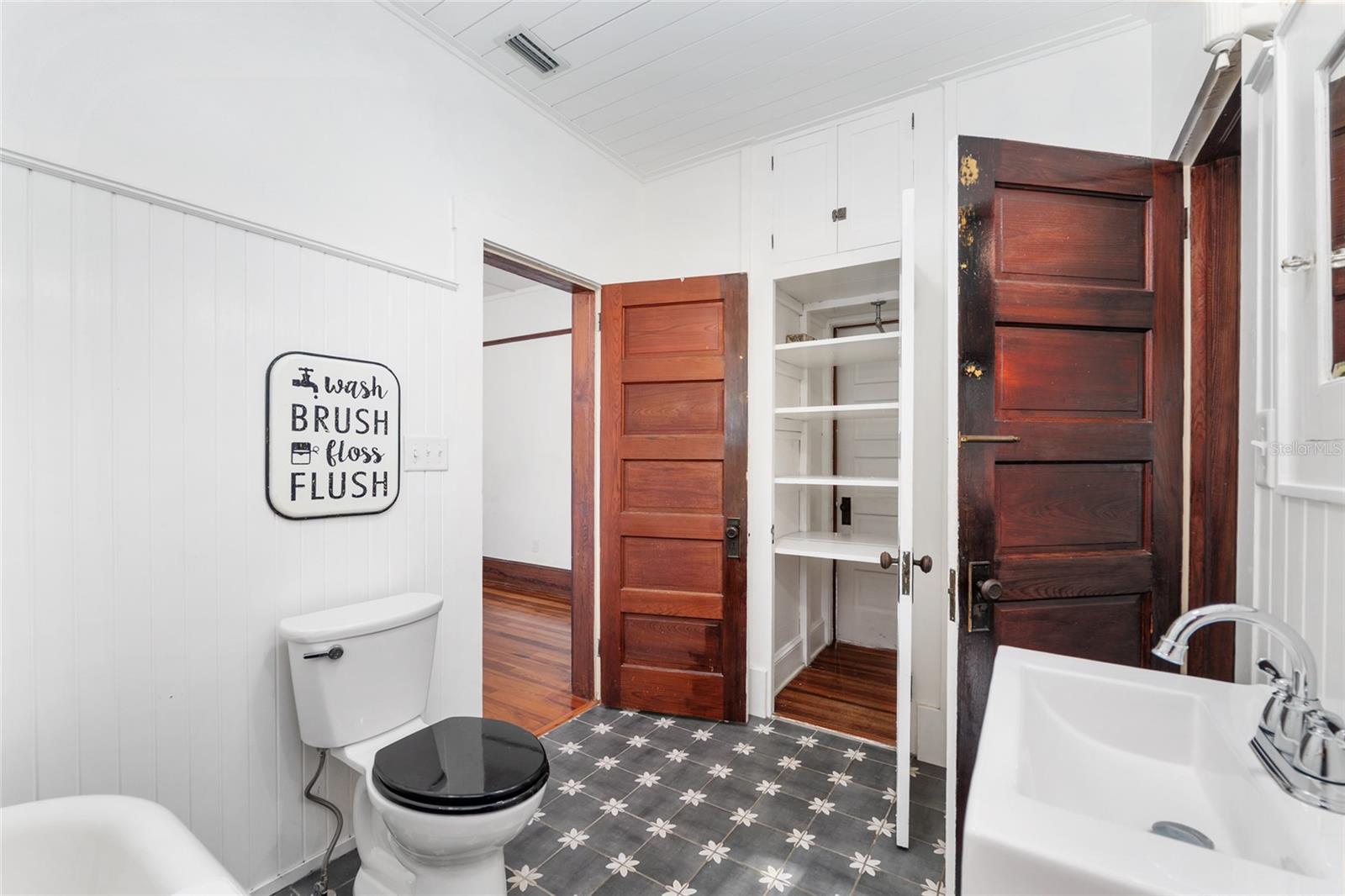 STANTON - Residential