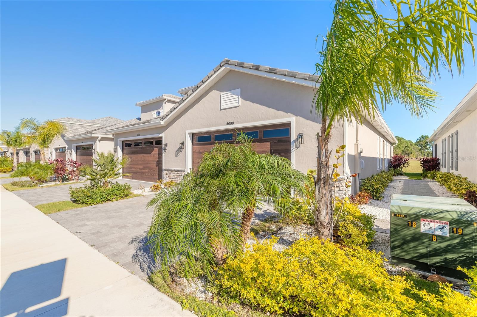 3088 ISLES WAY