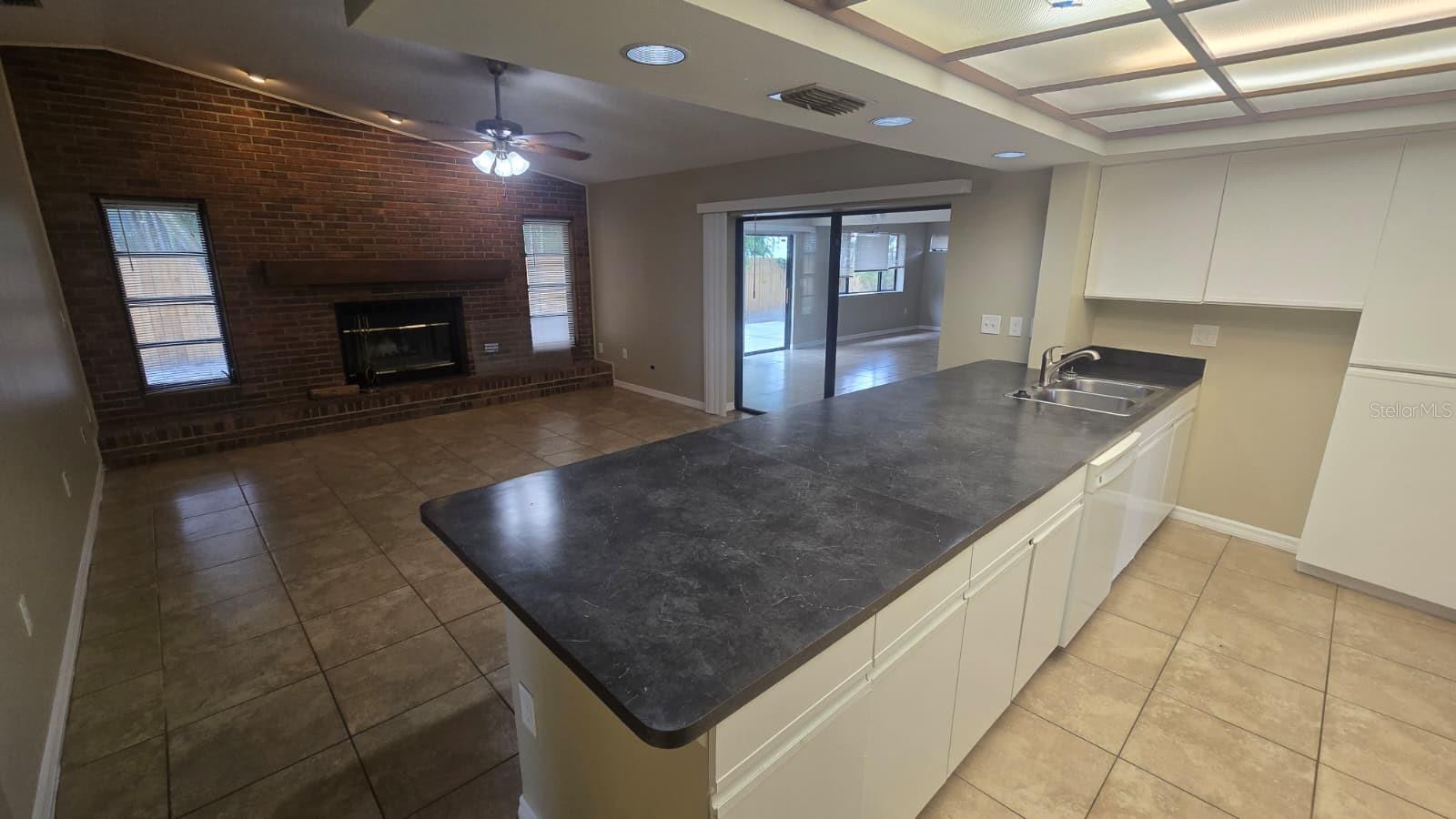 PALMA SOLA WOODS II - Residential