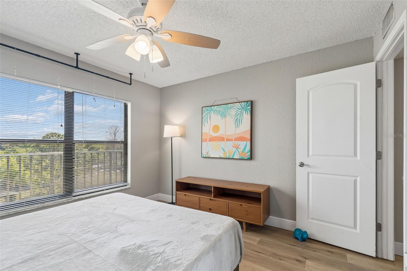 COVE CAY VILLAGE III - Residential