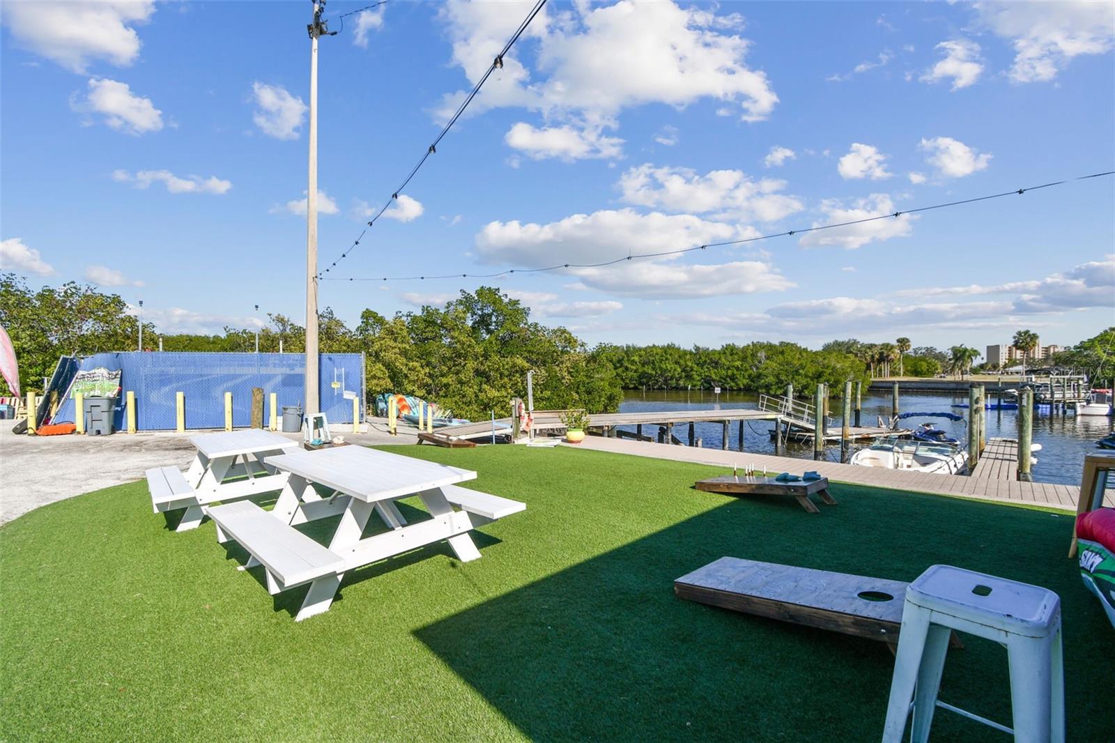 COVE CAY VILLAGE III - Residential