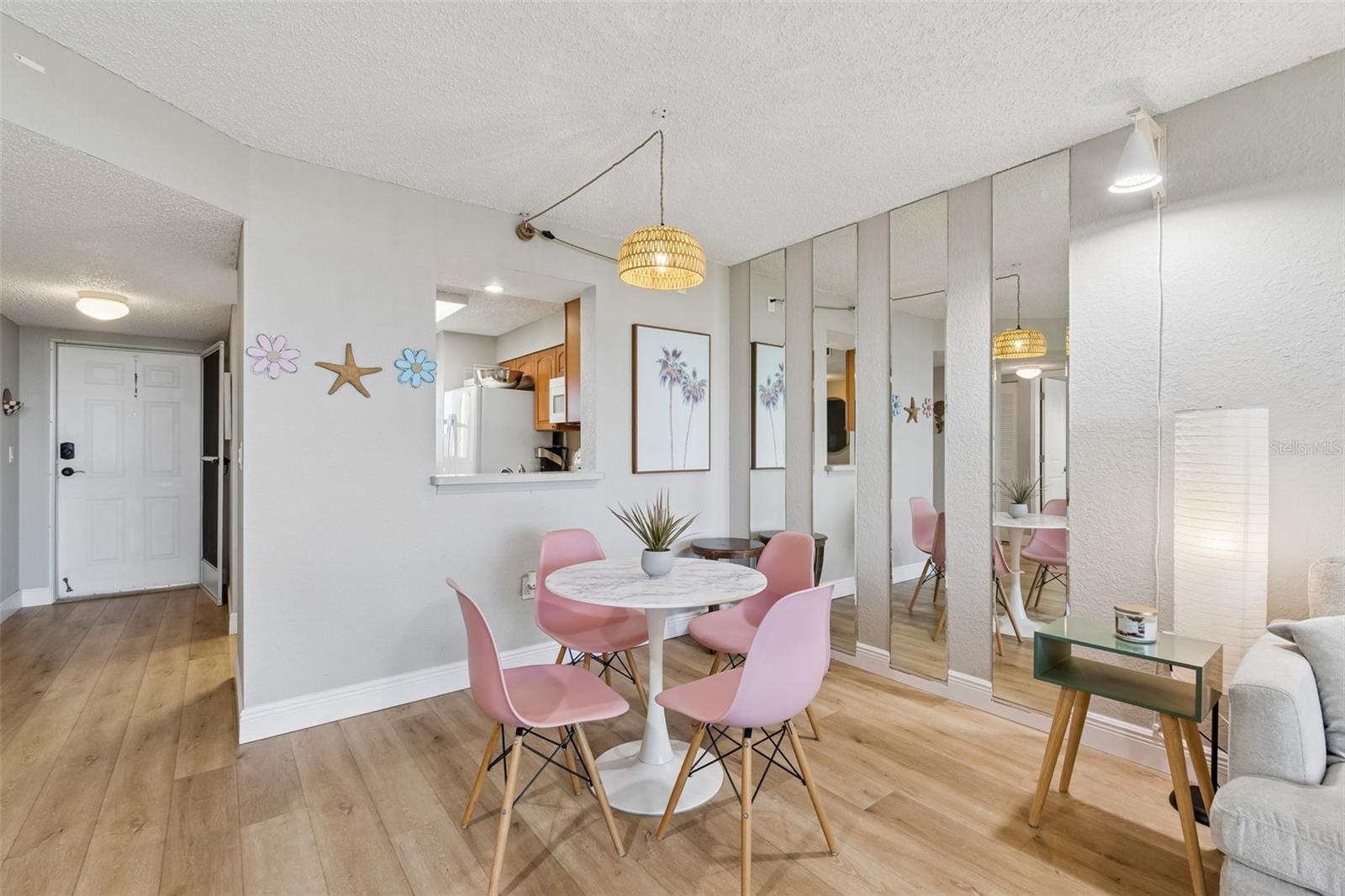 COVE CAY VILLAGE III - Residential