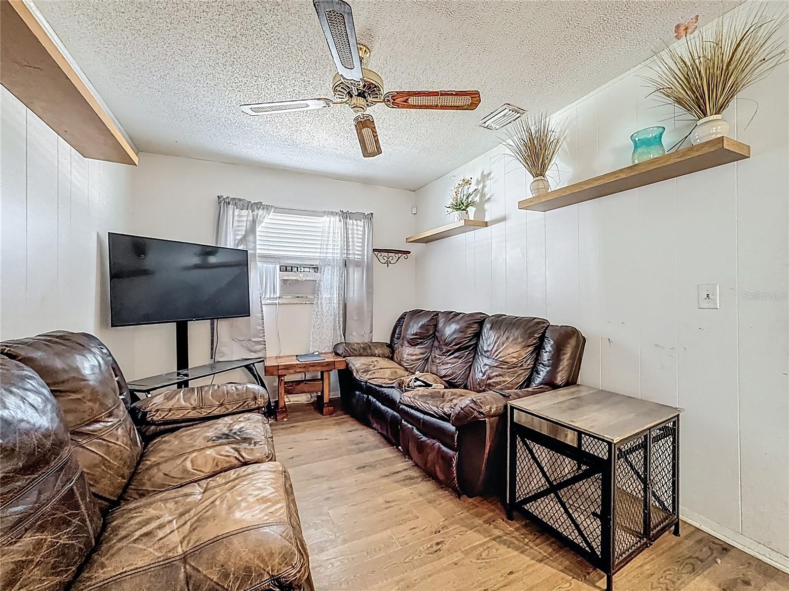 BELAIR BAYOU - Residential